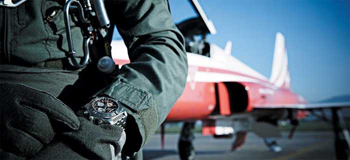 Юбилейные Breitling Chronomat 44 GMT Patrouille Suisse 50th Anniversary