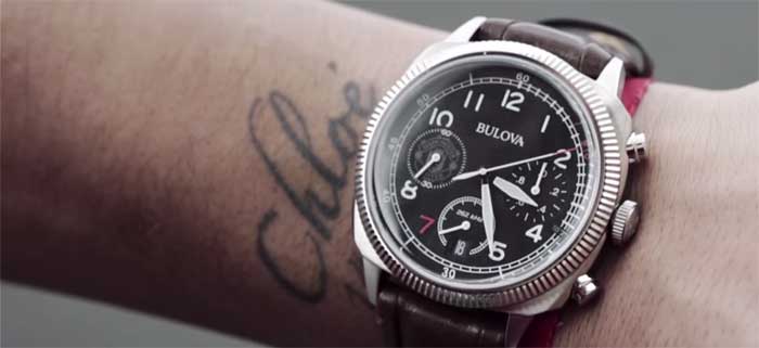 Футбольные Bulova Manchester United Club [видео]