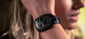 UR-106 Lotus - первые женские Urwerk