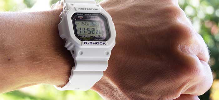 Если белые Casio Baby-G или G-Shock пожелтели: как удалить пятна